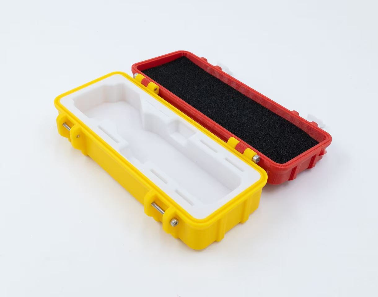 Protective box for the DJI Pocket 3 - Red and Yellow